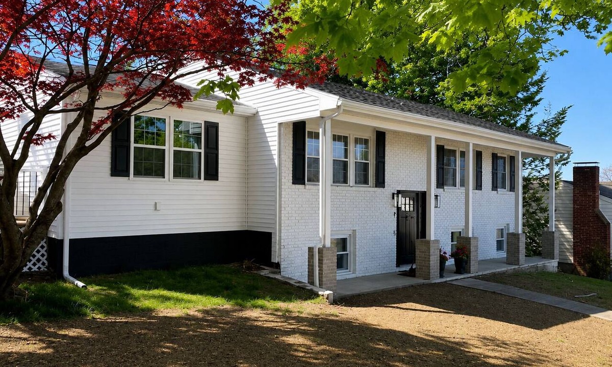Worcester House | Spacious Worcester Stay Near Downtown, Polar Park & Local Hospitals