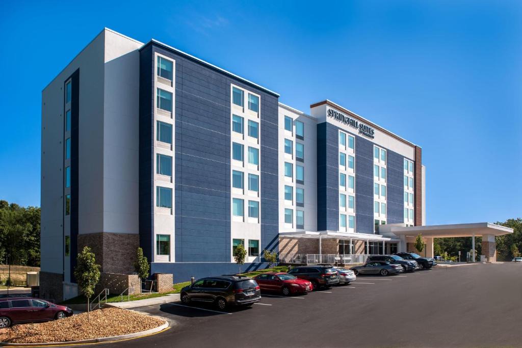 Bermuda Hotel | SpringHill Suites by Marriott Chester
