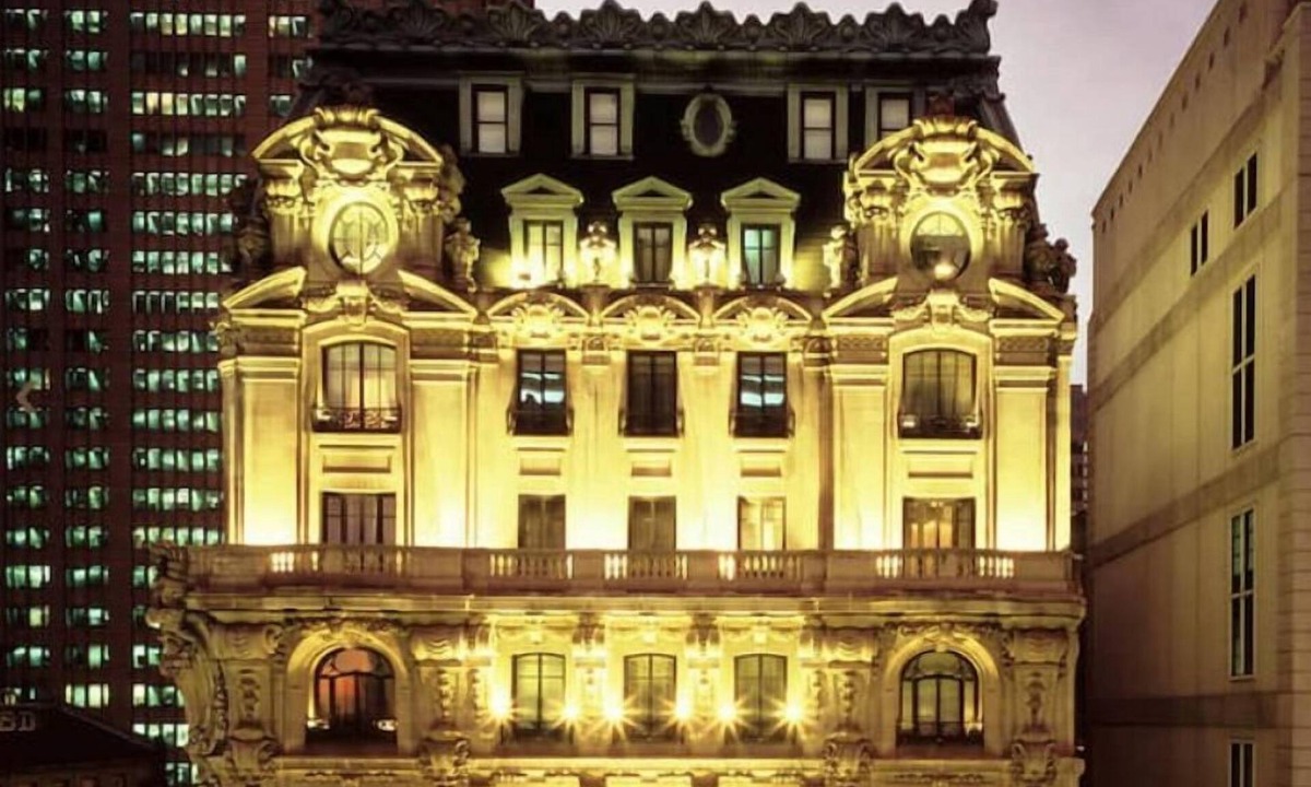 Central Park South Hotel | St. Regis Residence Club - 2 BR Suite. 5th Ave NYC