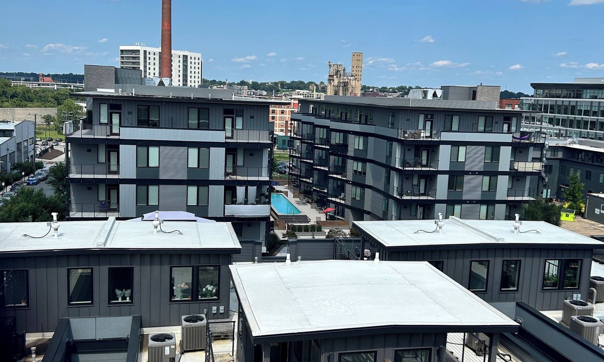 North Chesterfield Apartment | Stay in Style -Sky Lounge Sunsets & Poolside Relaxation Near area Hospitals
