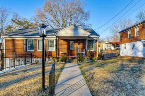 Danville House | Stay Near Averett & Caesars! Cozy Home w/Patio