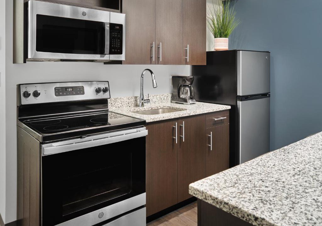 Suffolk Hotel | stayAPT Suites Suffolk-Chesapeake