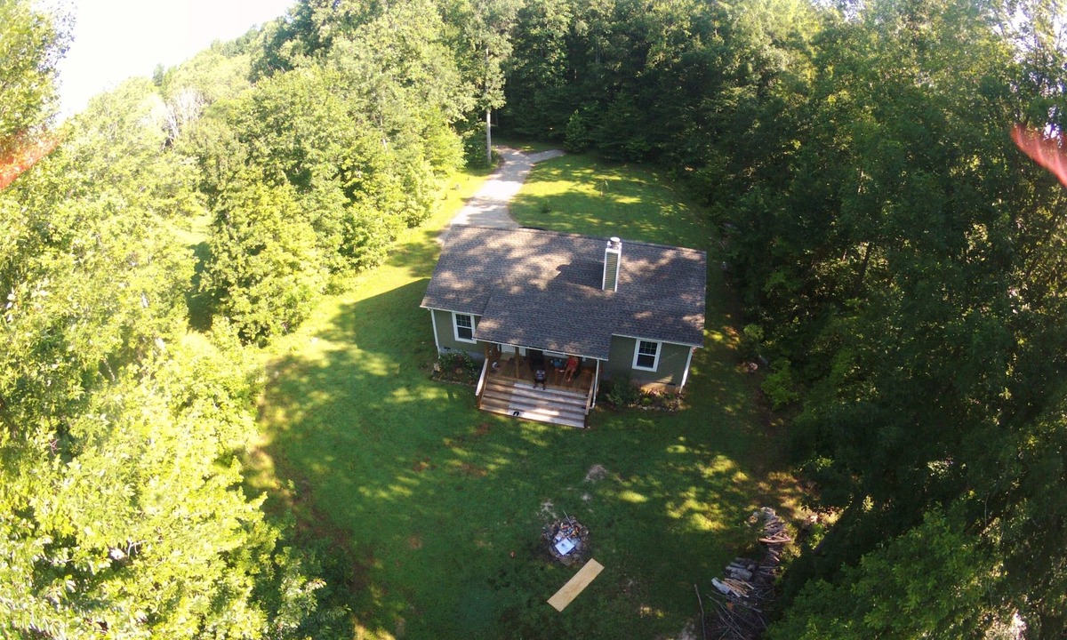Pamplin House | Still Waters a secluded quiet lake front home close to Hampden Sydney & Longwood