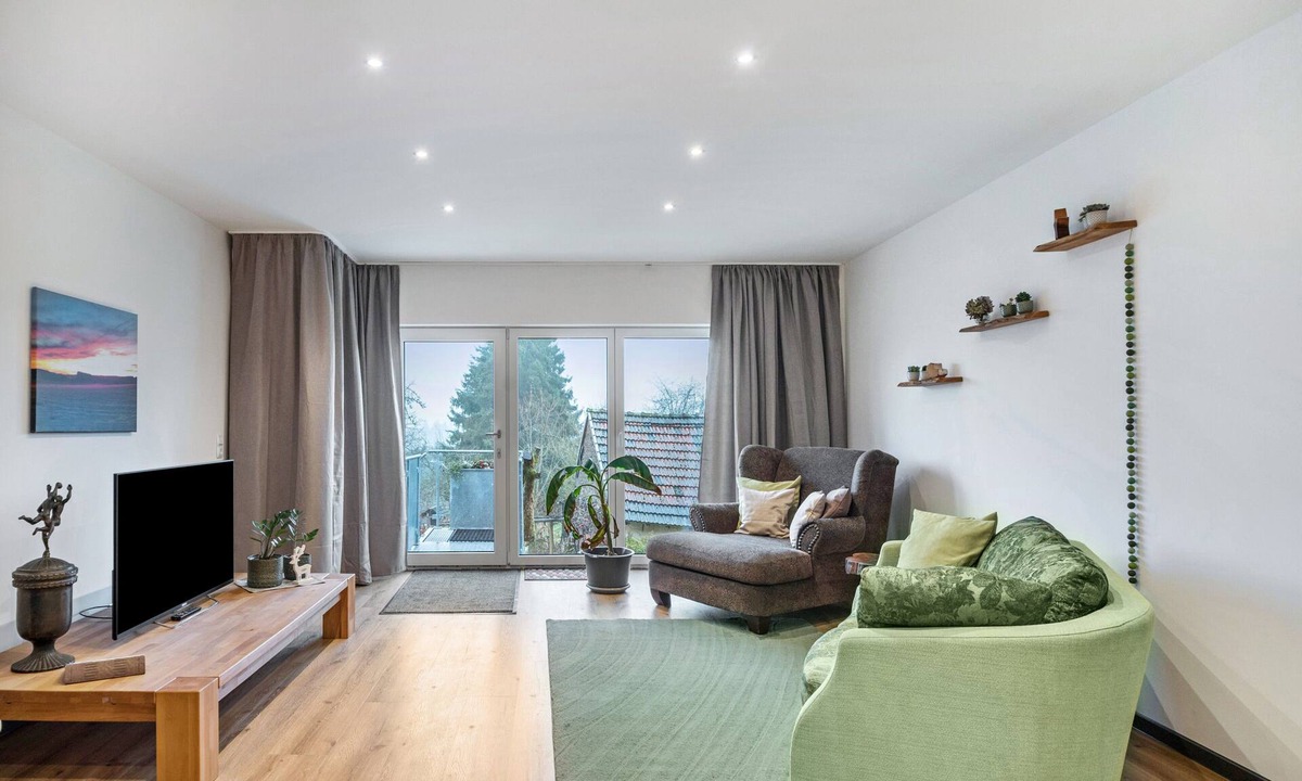 Hunerbach Apartment | Studio Apartment 'Eifelzauber' with Shared Terrace, Wi-Fi and Air Conditioning