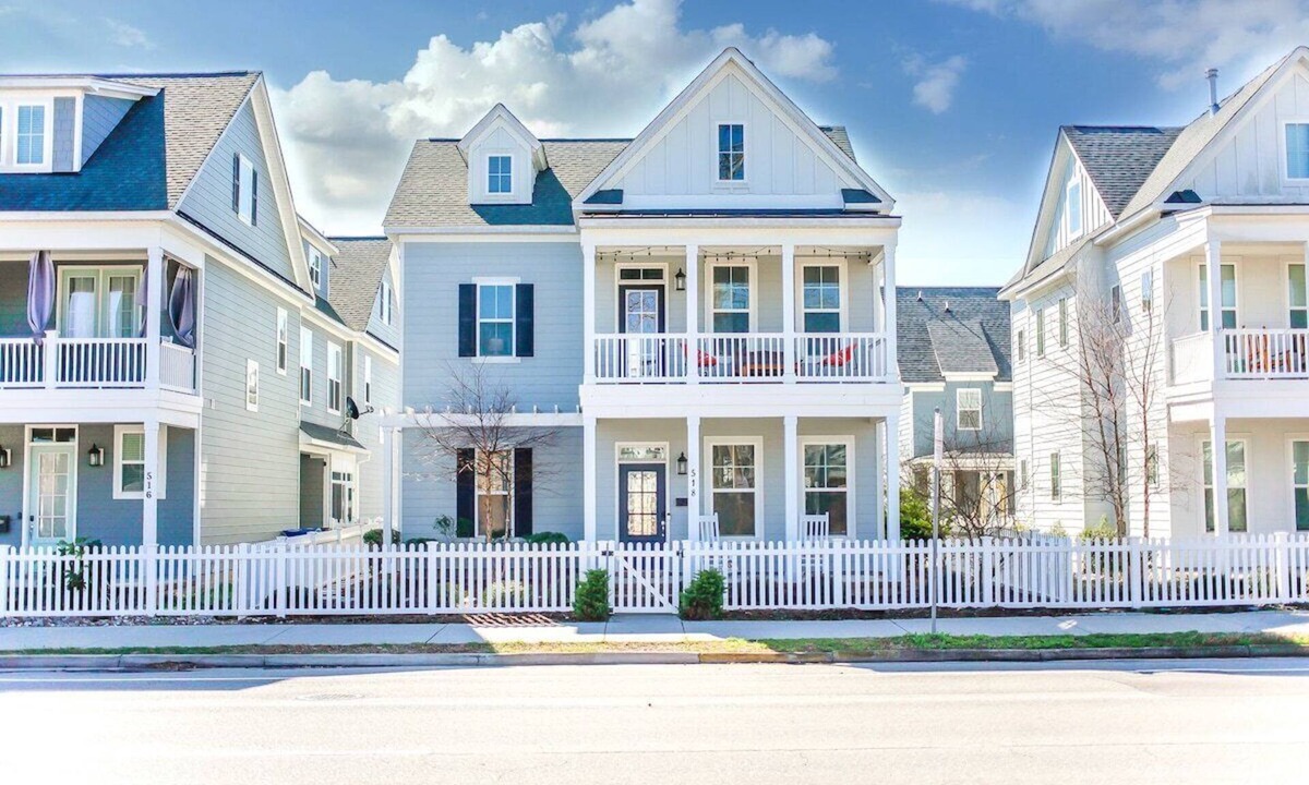 Northeast Virginia Beach House | STUNNING! Luxe 4BR Beach Escape - Private, Bright & Roomy