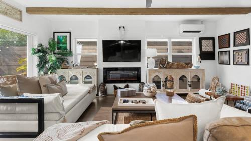 North Beach Villa | Stunning, Modern and Quiet Beach House