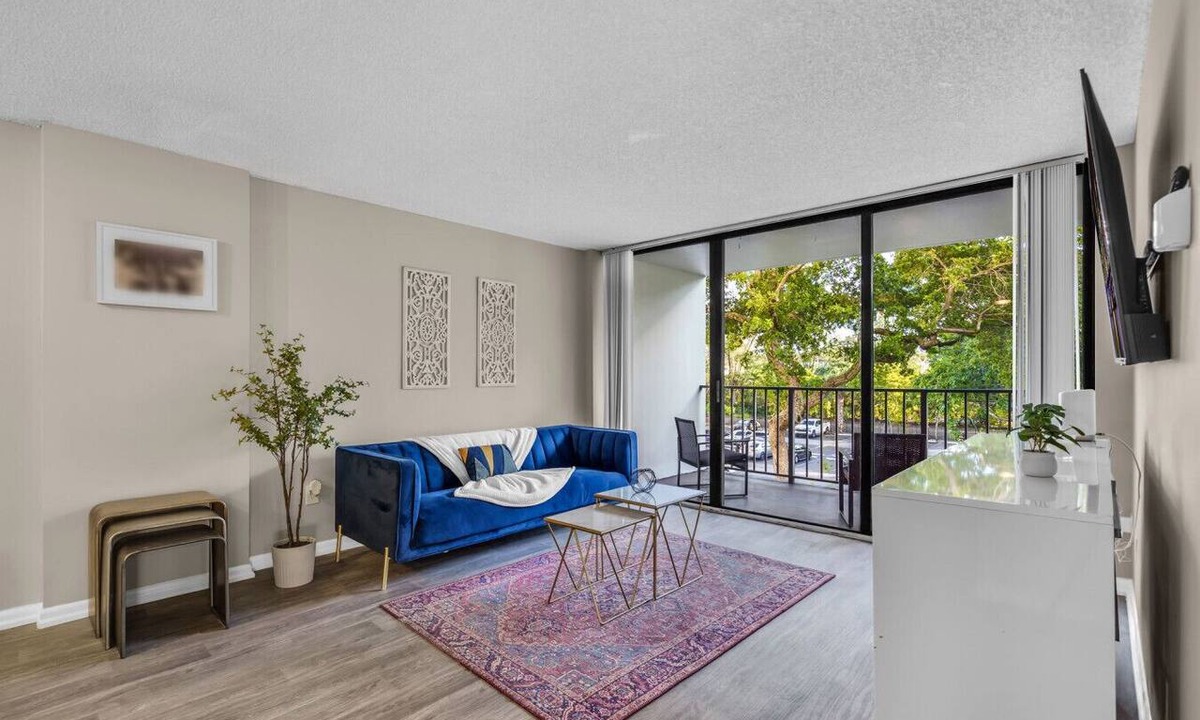 North Miami Apartment | Stylish 2BR in North Miami Close to Aventura Mall