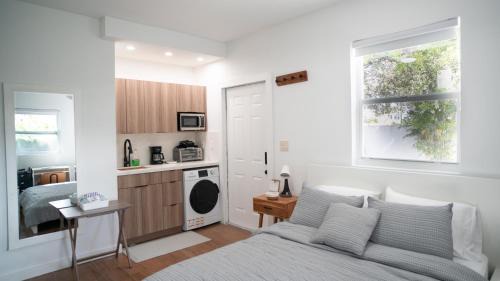 Allapattah Apartment | Stylish Studio Near Wynwood & Design District