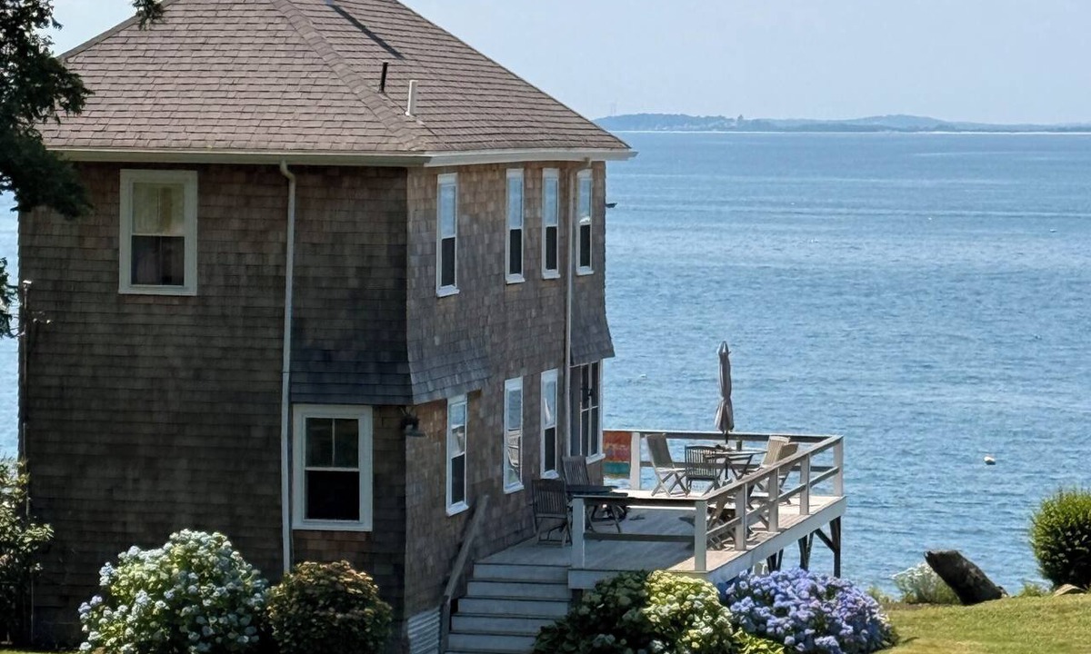 Gloucester Cottage | Summer Cottage on Ipswich Bay