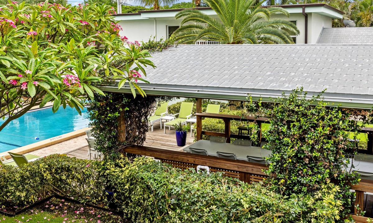 Ocean Ridge Hotel | Sun Dek Beach House