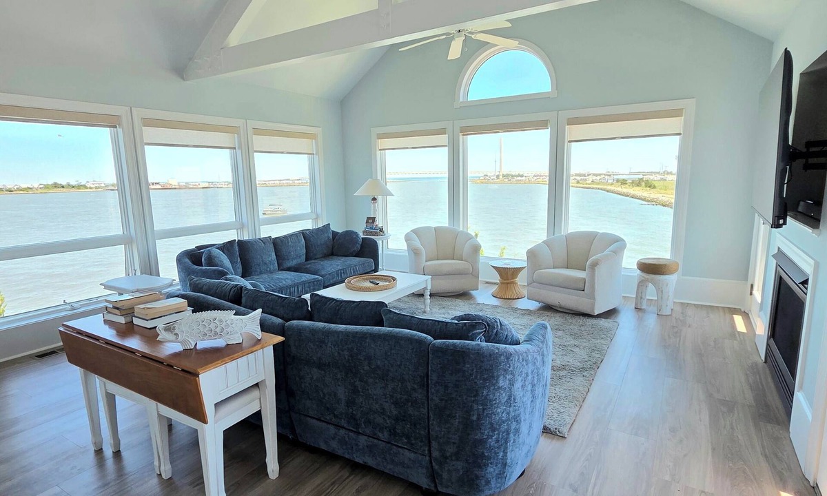 Bethany Beach House | Sunrise-Sunset Views From Waterfront Home w/Elevator (just renovated)