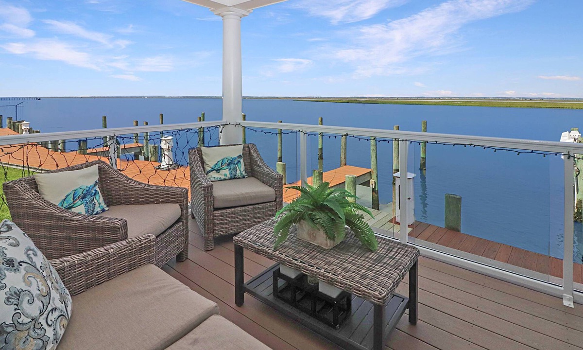 Chincoteague House | Sunset Bay Villa 101 - Waterfront condo w/shared pool!