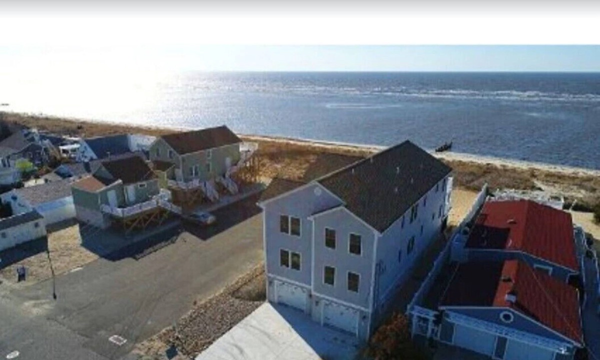 Villas Condo | Sunset Heaven - Bayfront Condo Second Floor !