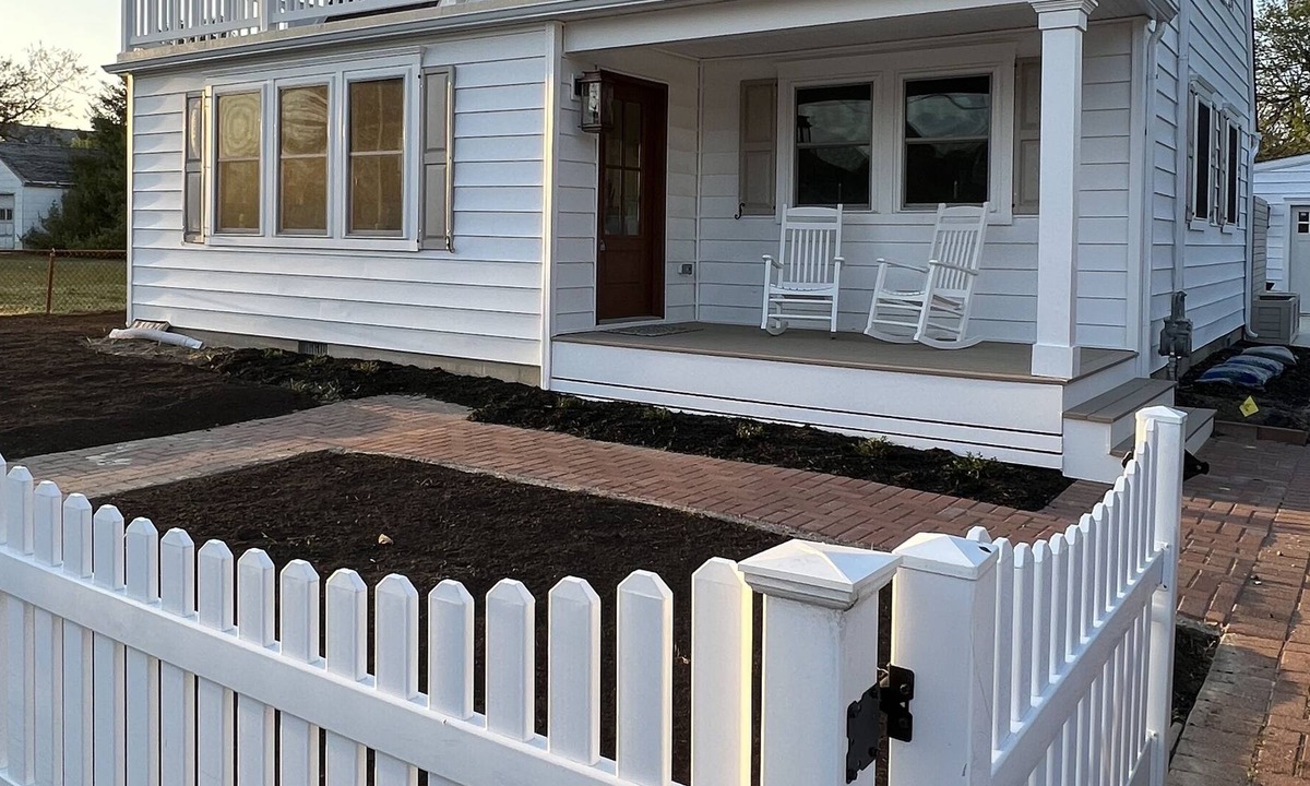 Town Bank House | Sunset views heated pool 4 bedrooms 7 beds 2 bathrooms
