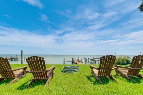 Hague House | Swim, Fish & Explore! Family Hague Haven w/Dock