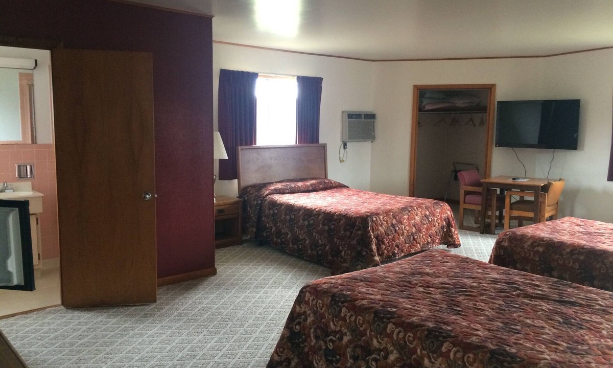 Canaan Valley Hotel | The Alpine Lodge