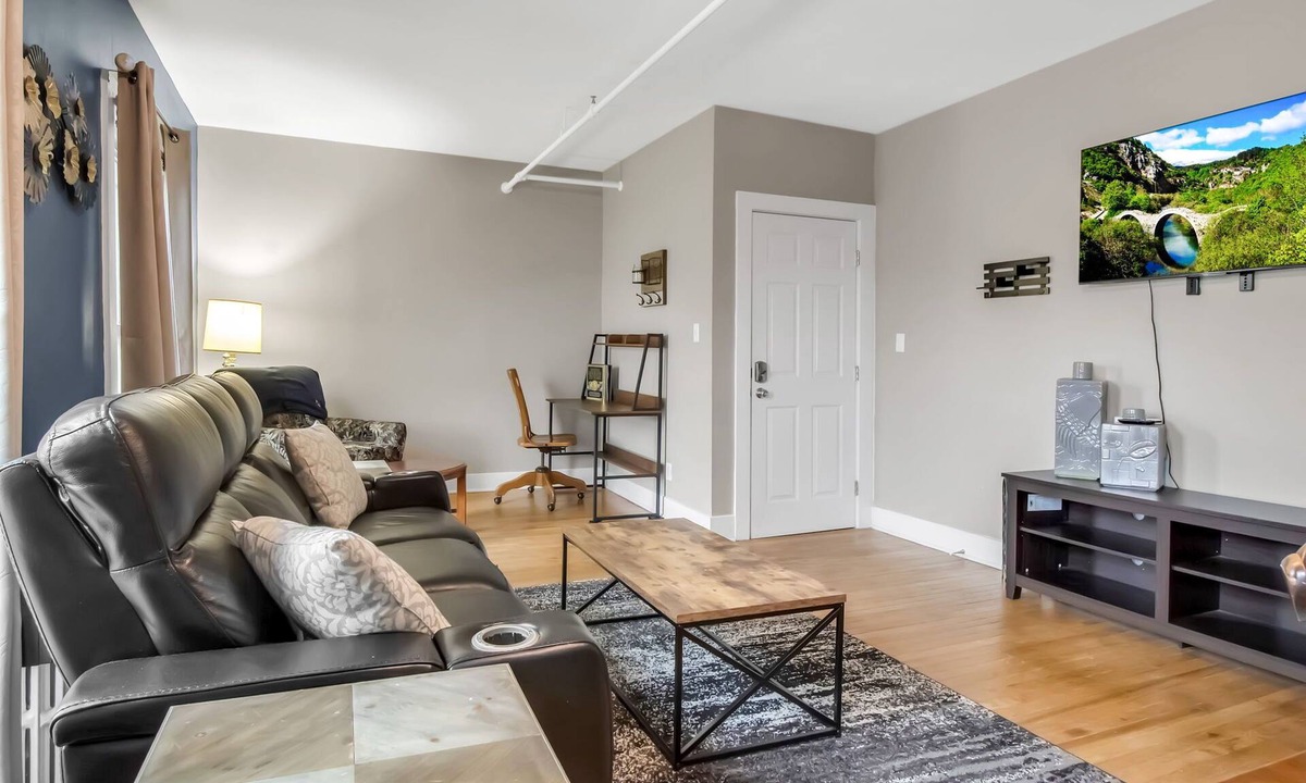 Hamburg Apartment | The Apartment at The West End Inn