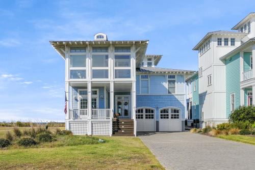 Cape Charles House | The Blue Pearl - Luxurious beachfront living with community pool!