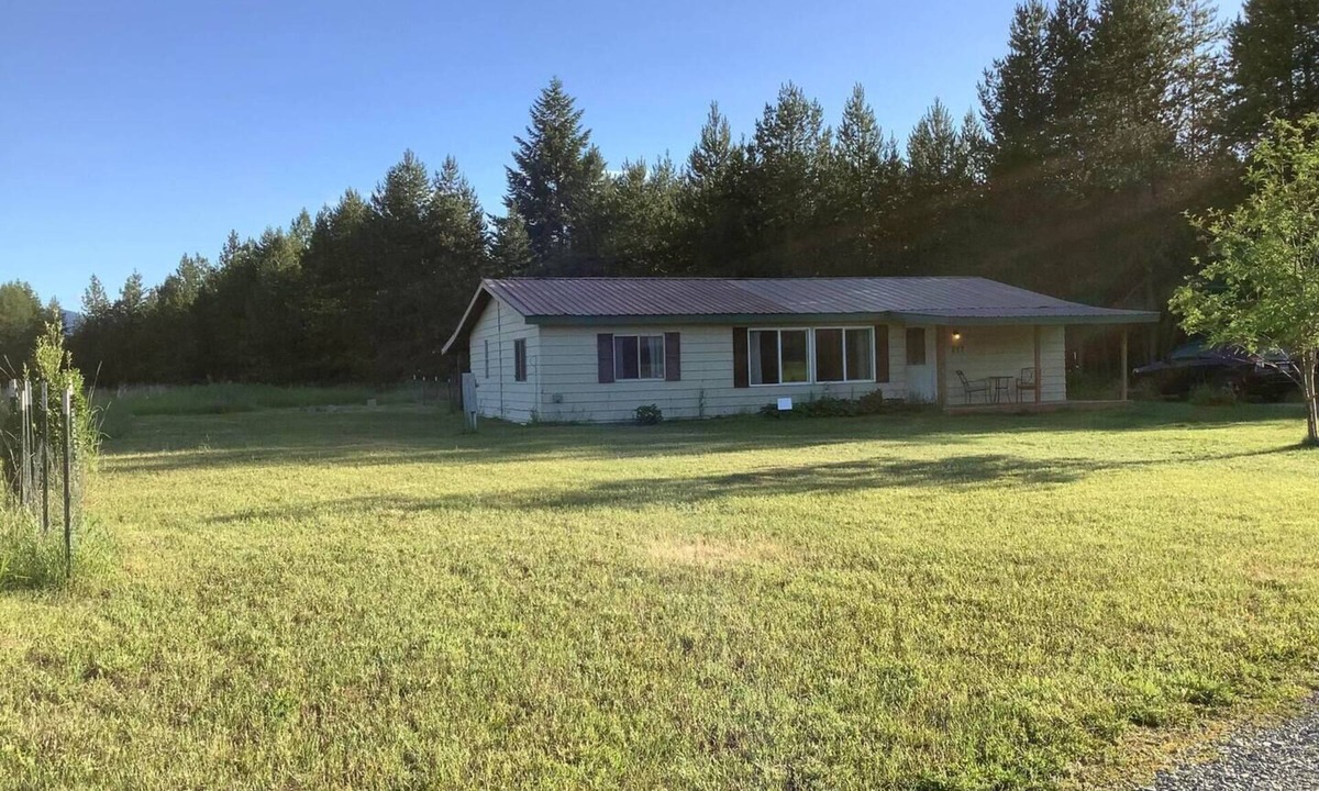 Bonners Ferry House | The Breezy House