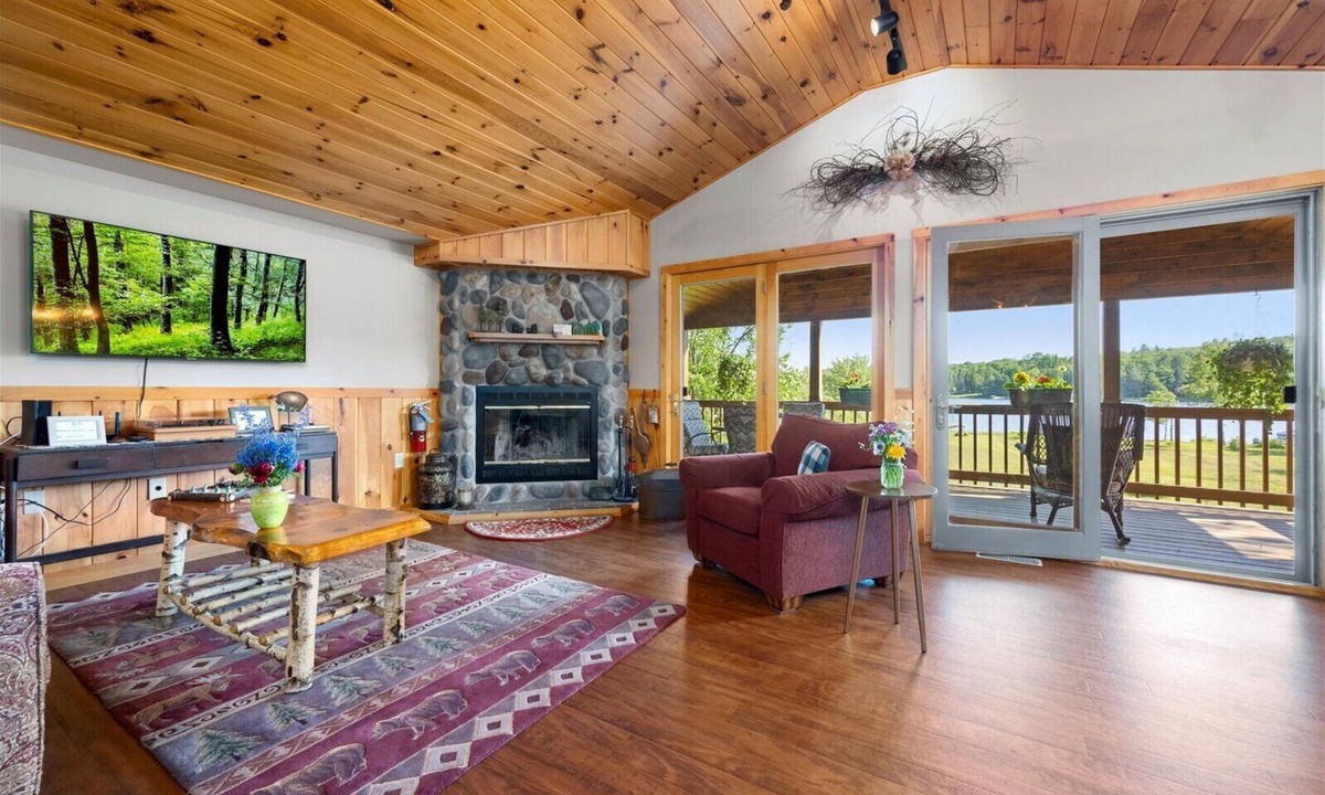 Remsen House | The Buddy Lodge - Scenic Upstate NY Cabin Experience