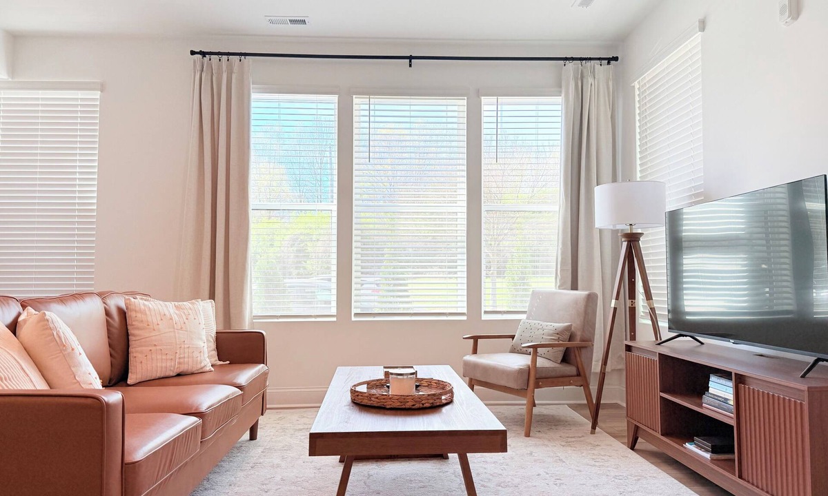 Wake Forest Apartment | The Chic Boutique @ Magnolia Trace - new 2 bedroom condo in downtown Wake Forest