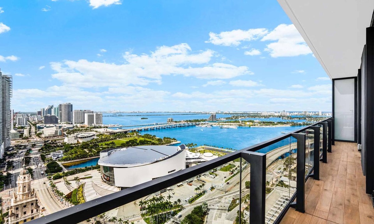 Downtown Miami Hotel | The Elser Hotel Miami