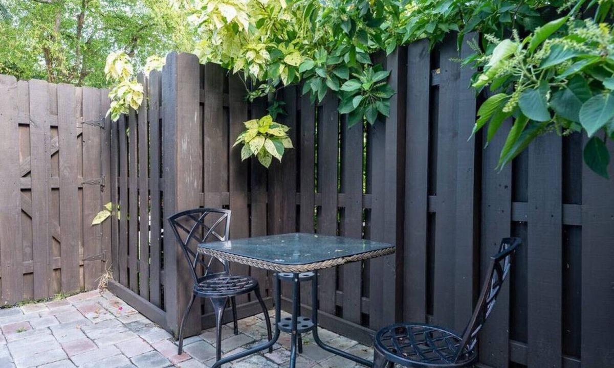 Riverside Park Apartment | The Flats at Riverside Park #3