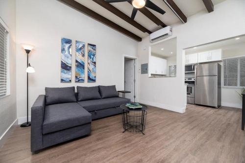 Lake Ridge Apartment | The Hideaway at Lake Ridge 1