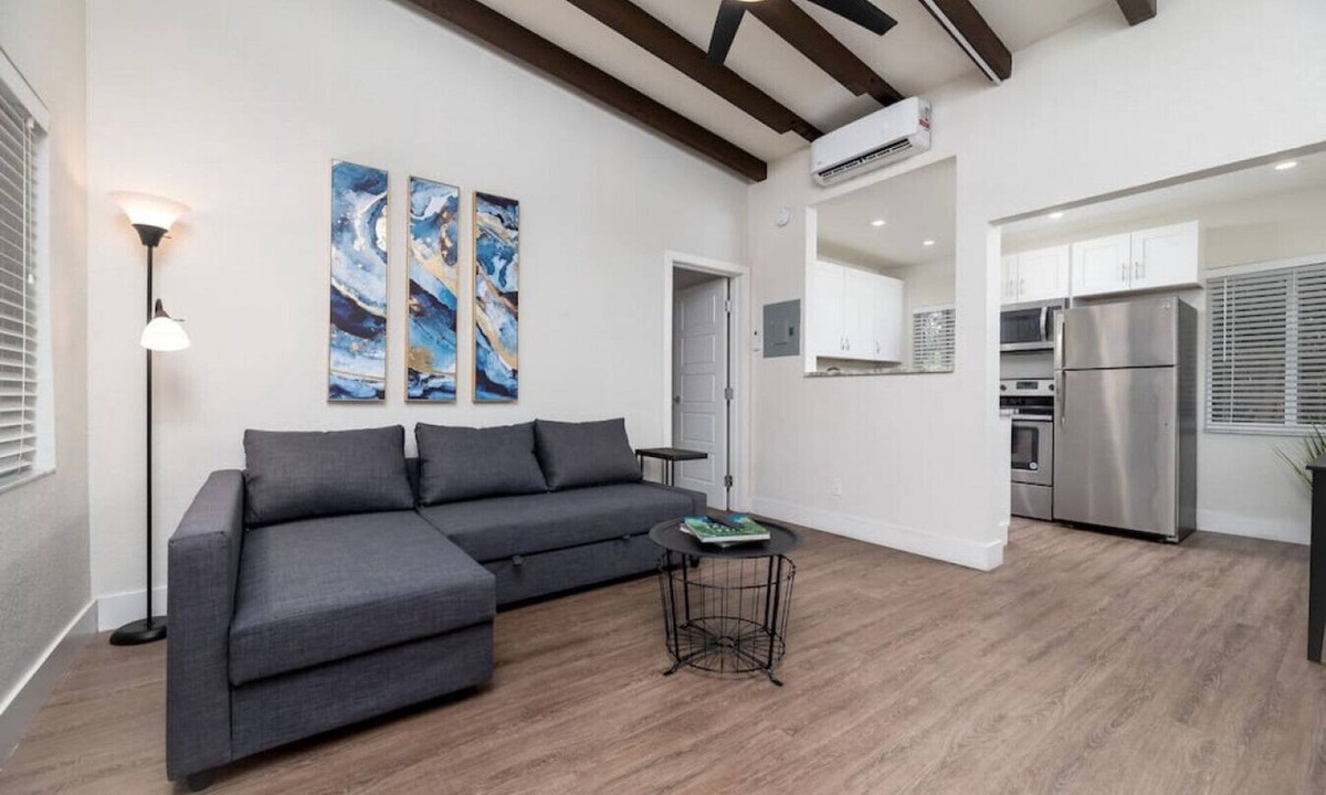Lake Ridge Apartment | The Hideaway at Lake Ridge #1