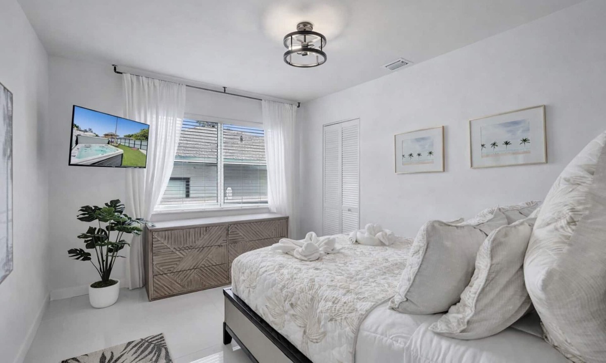 West Little River Apartment | The Island Shoes