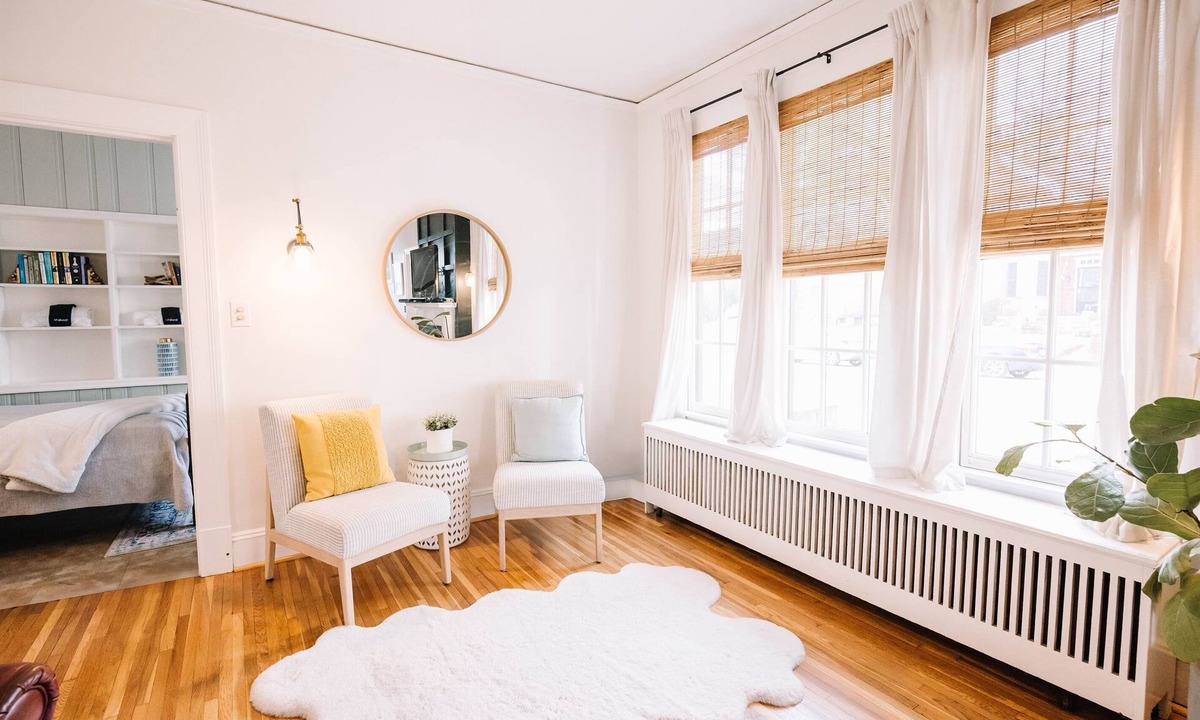 Danville House | The Marshall House- walk to Averett & Downtown- 5 mins to Caesars Virginia