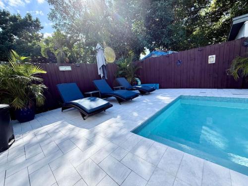 Coral Way House | The Miami Grove Oasis