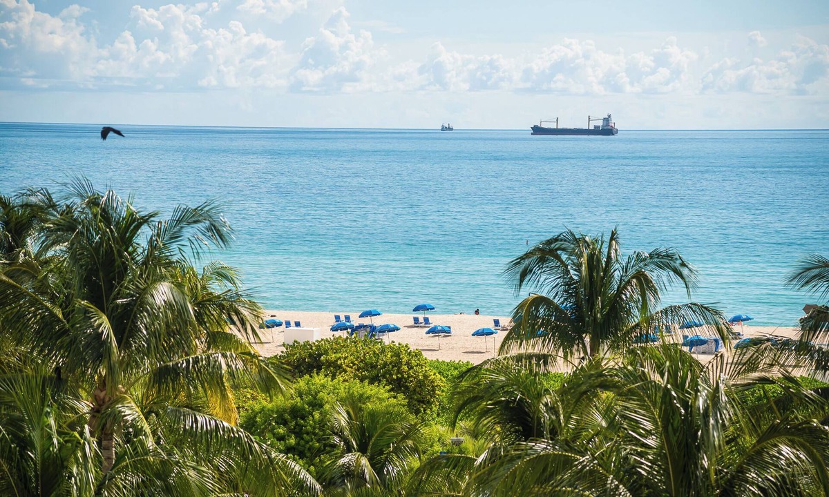 South Beach Apartment | The Netherland R5F on OceanDr - Park&Gym