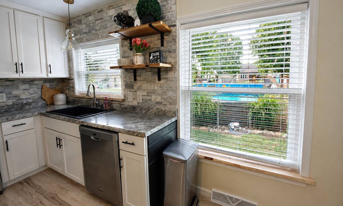 Massillon House | The Oasis of Massillon Pet Friendly + Pool + Fenced in Back Yard