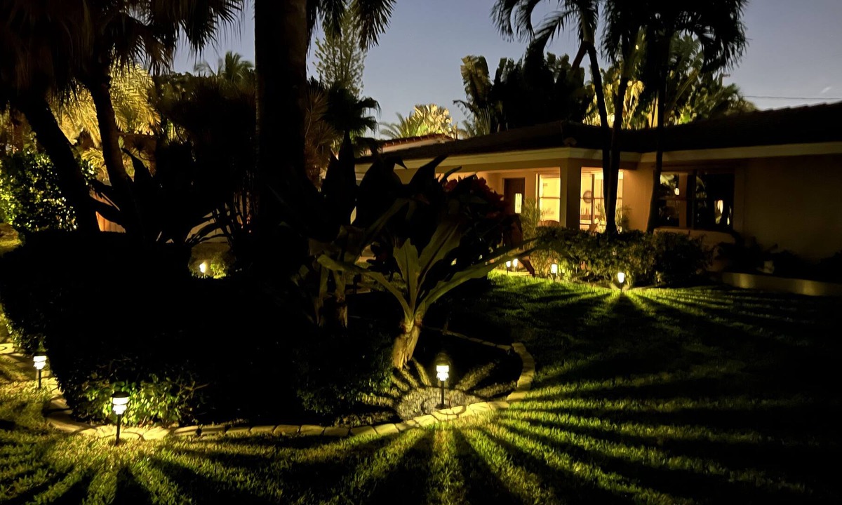 South Corals Villa | The Palm Retreat - Family Fun - Close to the Beach & Las Olas Downtown!
