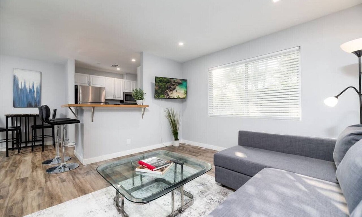 Middle River Terrace Apartment | The Palms @ Middle River Terrace #4