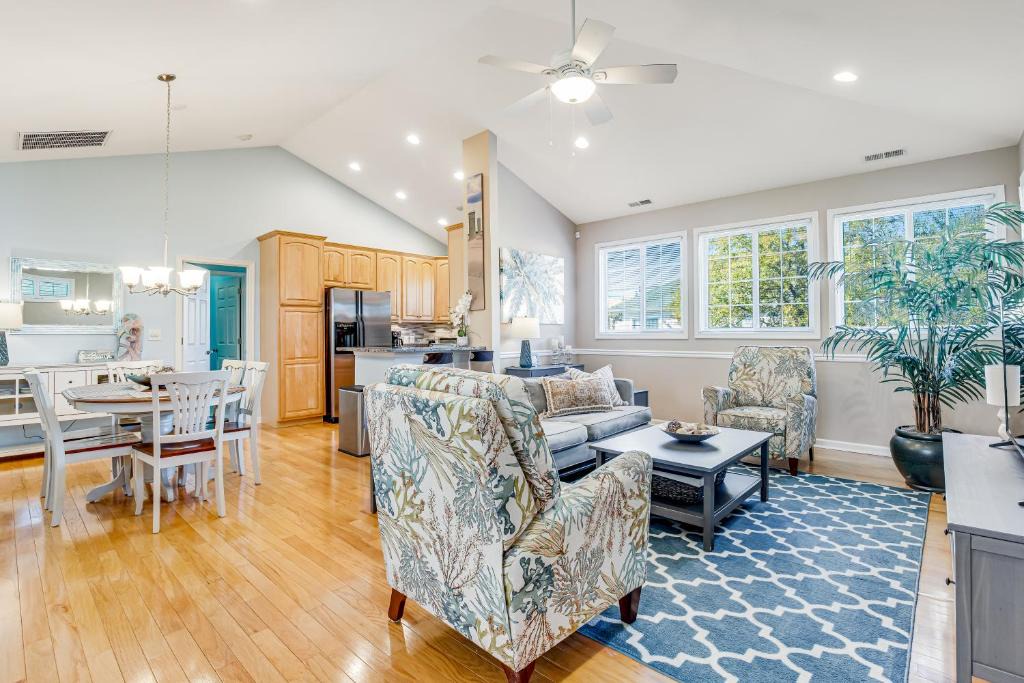 Rehoboth Beach House | The Tides --- 19967 Sandy Bottom