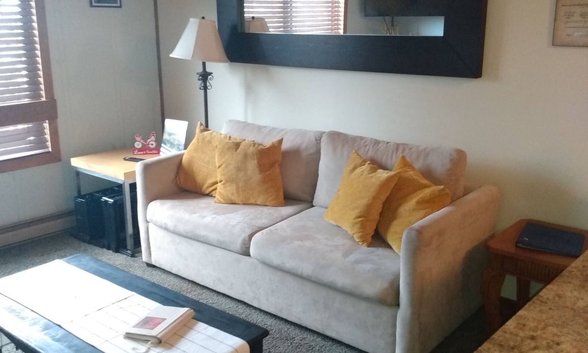 Edray Condo | Top of the World Hide Away - 212