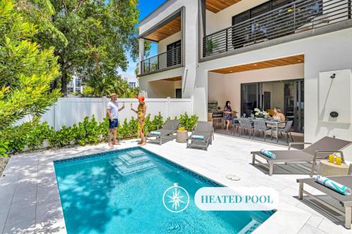 Harbordale House | Townhouse Heated Pool Centrally Located Malibu Key One