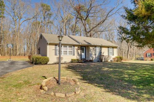 Delmar House | Tranquil Delmar Home ~ 7 Mi to Salisbury!