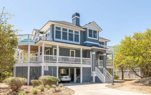 Pine Island House | Tranquility - Pine Island, Lake View, Pets OK, Hot Tub, 2 Community Pools/Tennis/Playground