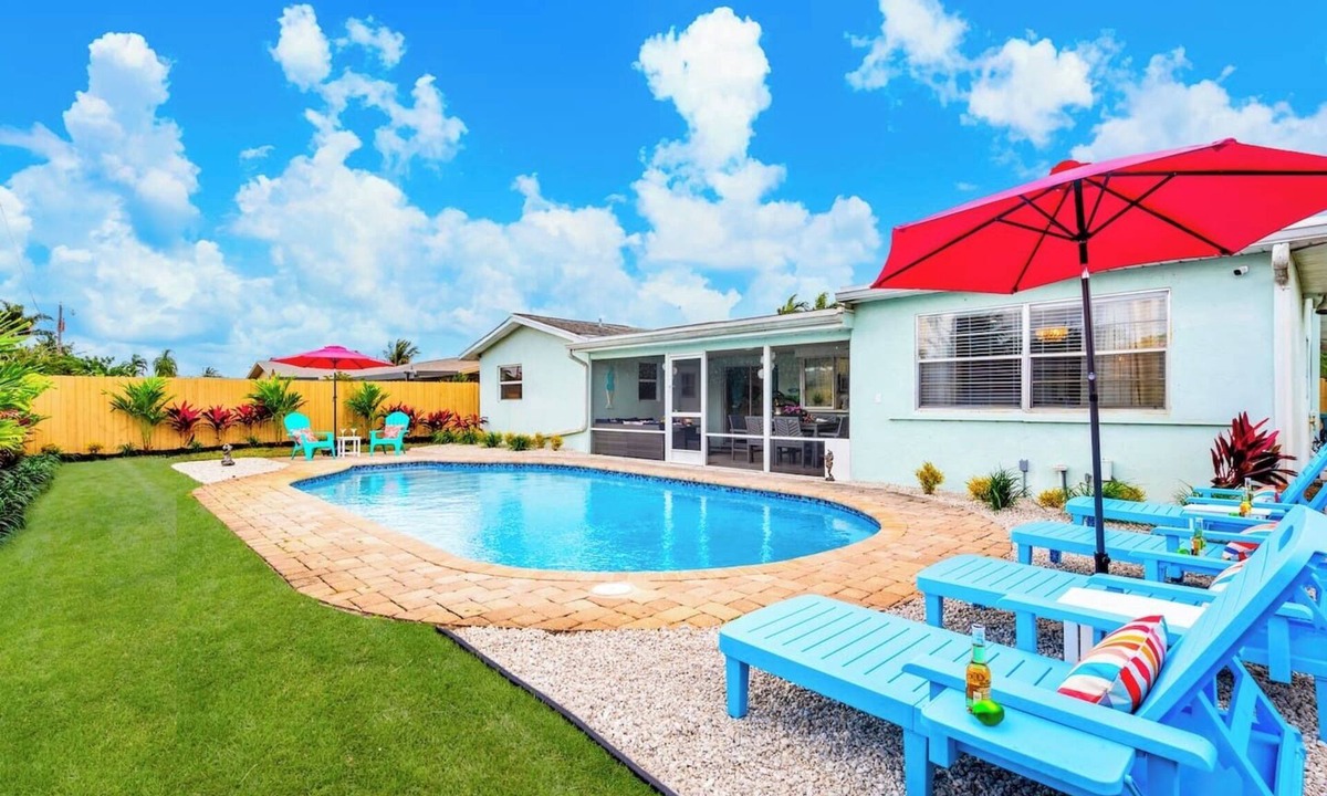 Golfview Harbor House | Tropic Htd Pool Home Lanai, Billiards, Ping Pong