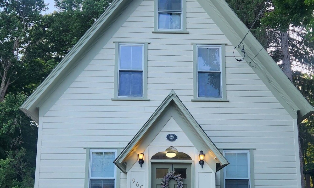 Clifton Park House | Unique Historic Church, Unique Stay on Main St 15 min. from Saratoga Racetrack
