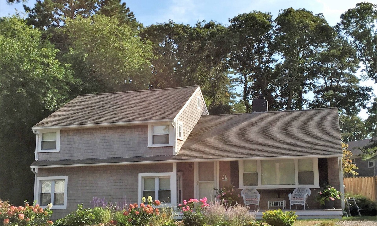 West Hyannisport House | Updated 5 bedroom home only half a mile To Craigville Beach