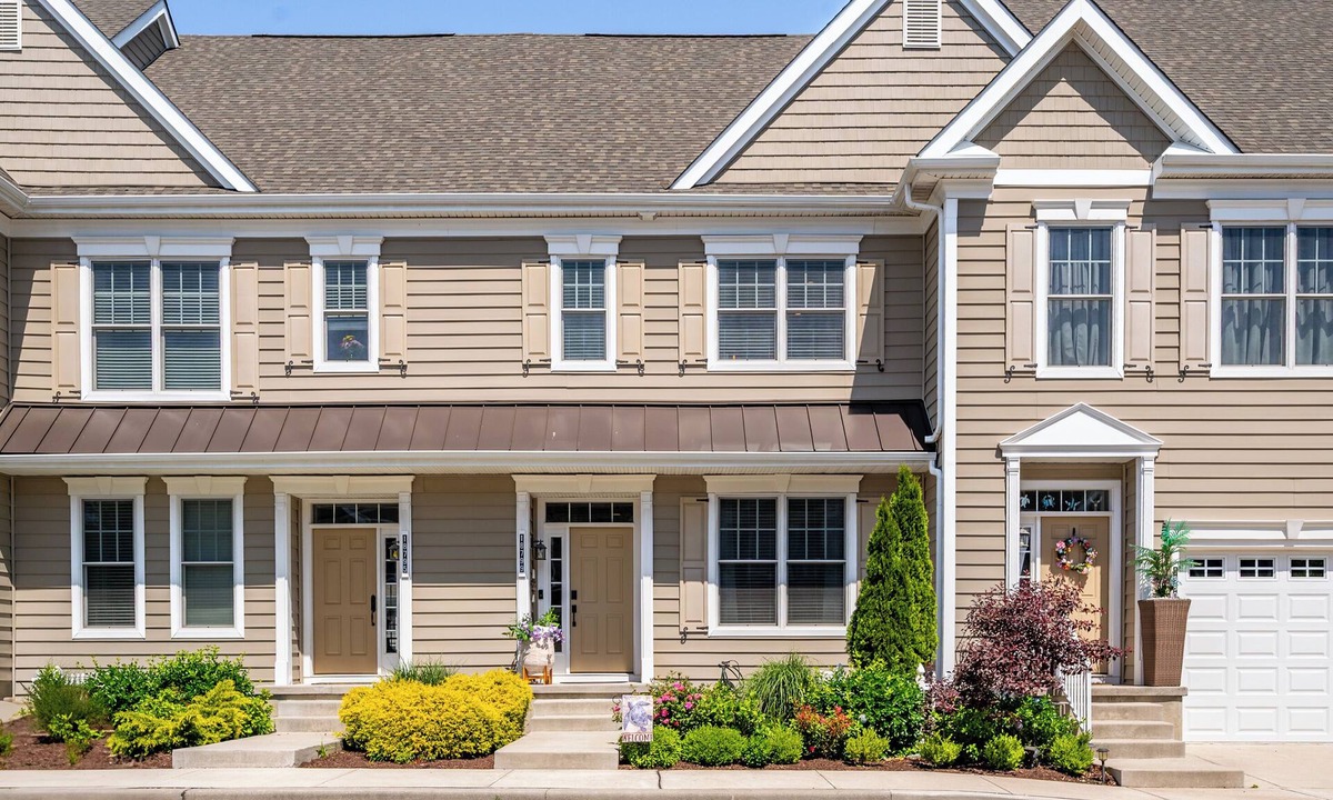 Rehoboth Beach House | Upscale 3-bedroom townhome in the heart of DE Beaches
