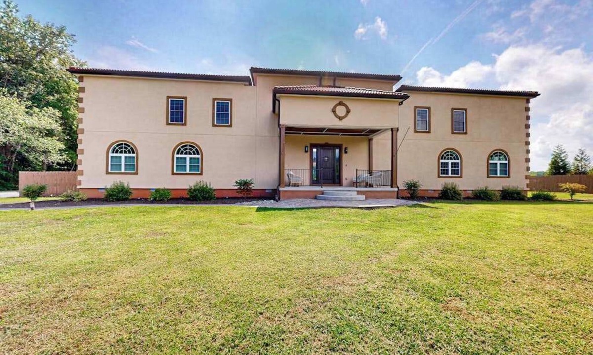 Bishopville House | Upscale paradise w/pool, game room, poolside kitchen, fire pit, A/C & free WiFi