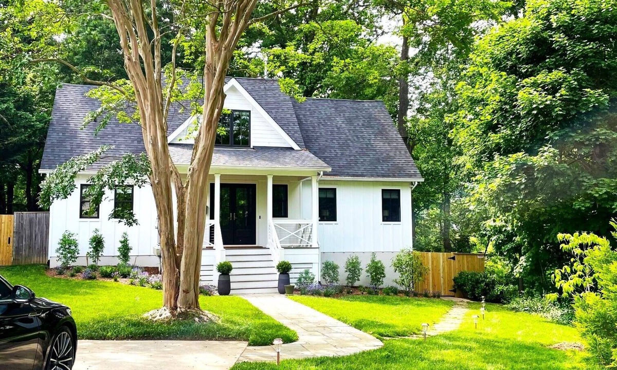 Homewood House | Uptown Annapolis - Peaceful, Sparkling, 1 Bed/1 Bath Apartment, Sleeps 3-4