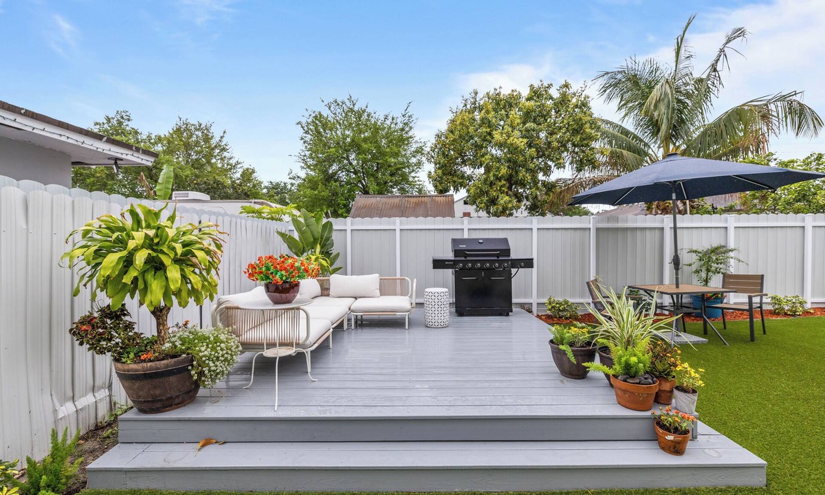 West Little River House | Urban Sabor Casa @Little River Miami-Centrally Located
