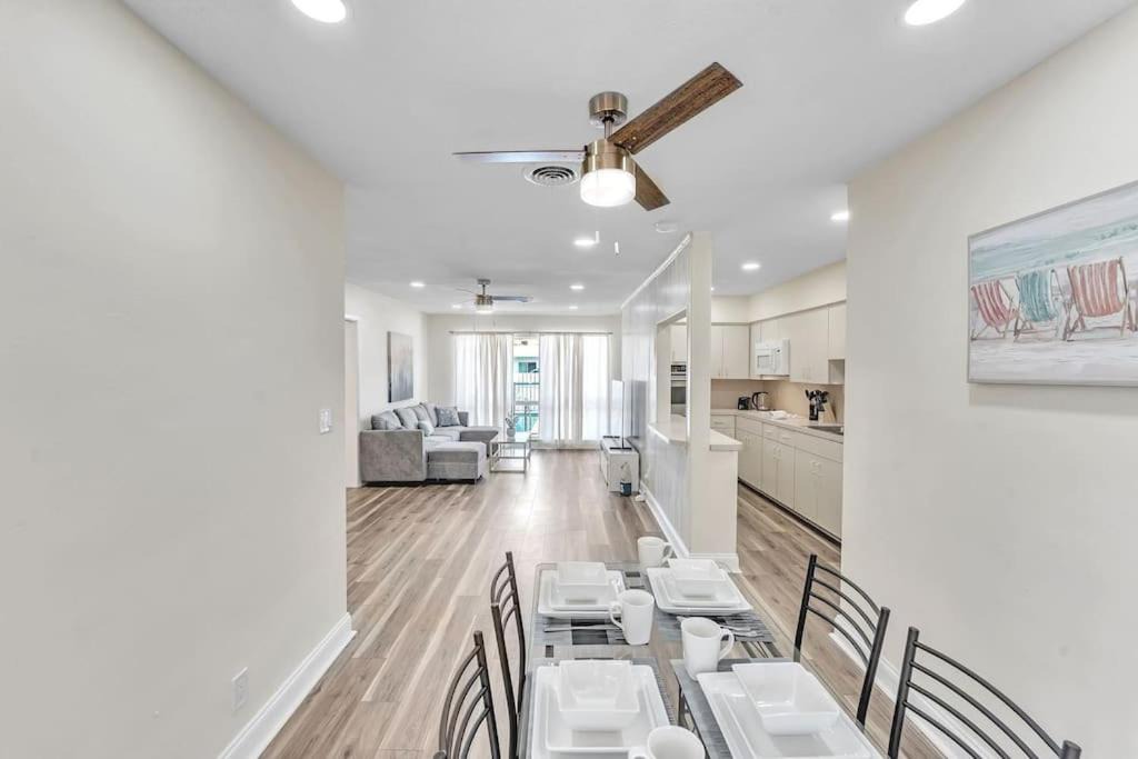 Coral Ridge Isles Apartment | Vacation 1BD unit Pool BBQ Parking Close to Beach