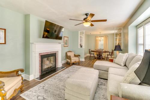 Murfreesboro House | Walk to Chowan University: Dog-Friendly Retreat